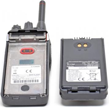 Preview: Icom IC-F29SDR mit Akku und Lader-04